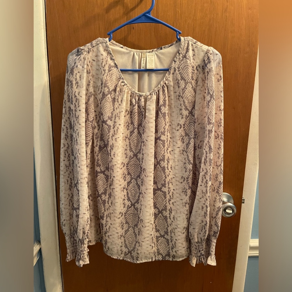 Medium top